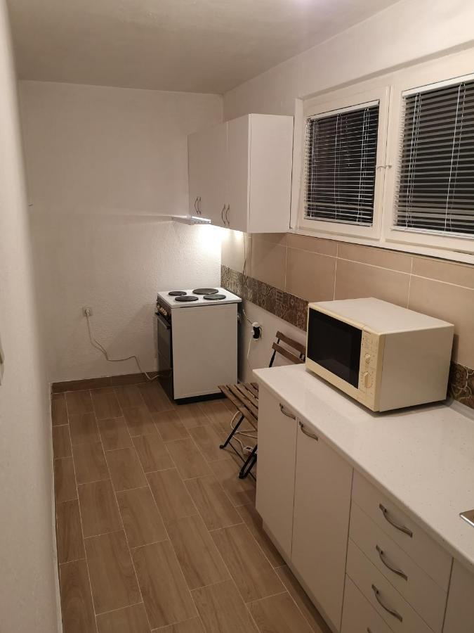 White Night Hotel Skopje Luaran gambar